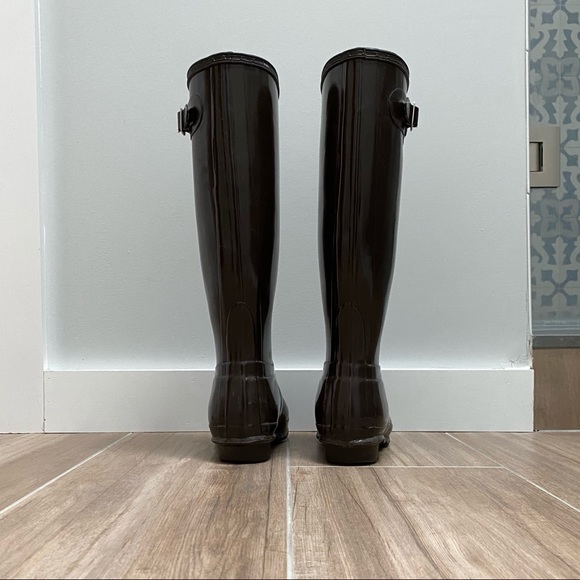 Chocolate brown Hunter boots size 8 - Picture 3 of 3
